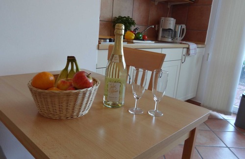 Burgstaaken Apartment | Ferienwohnung Heide auf Fehmarn Haus 1 - Ferienwohnungen Hass Haus 1
