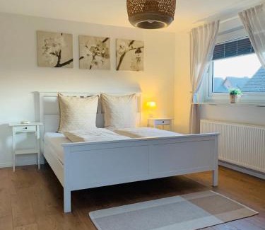 Soltau Apartment | Ferienwohnung HeideZeit Soltau - Neu mit Spielturm