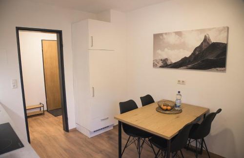 Blaichach Apartment | Ferienwohnung im Allgäu-sonnigen Balkon und Alpenpanorama, 5 min zum See
