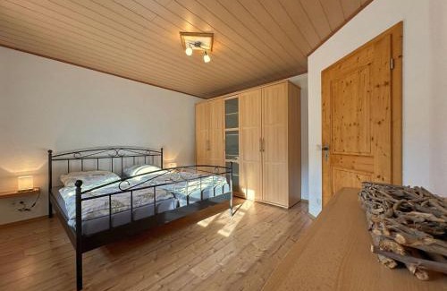 Viechtach Apartment | Ferienwohnung im Bayerischen Wald mit Terrasse