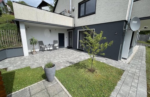 Hausen Apartment | Ferienwohnung "Im Wiesenrain" - Appartement/fewo, Dusche, WC, Terrasse