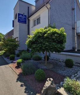 Wilnsdorf Apartment | Ferienwohnung in Wilnsdorf OT Wilden neu erstellt & hochwertig