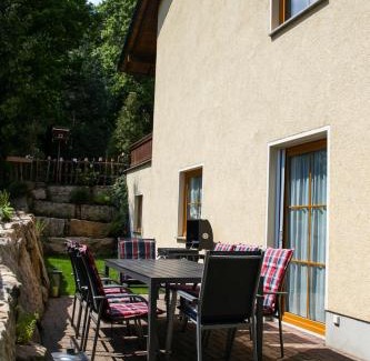 Kurort Gohrisch Apartment | Ferienwohnung Julia