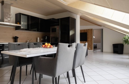 Osburg Apartment | Ferienwohnung Krist - Apartment/flat, shower and bathtub, 3 bedrooms