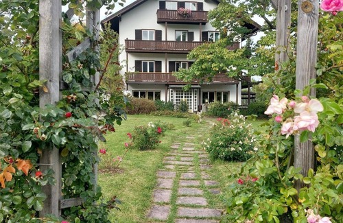 Bad Kohlgrub Apartment | Ferienwohnung - Landhaus Schönblick