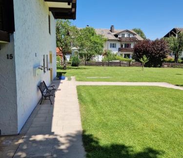Bad Endorf Apartment | Ferienwohnung Leo