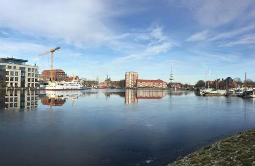 Emden Apartment | Ferienwohnung LOFT- direkt am Falderndelft - nähe Innenstadt