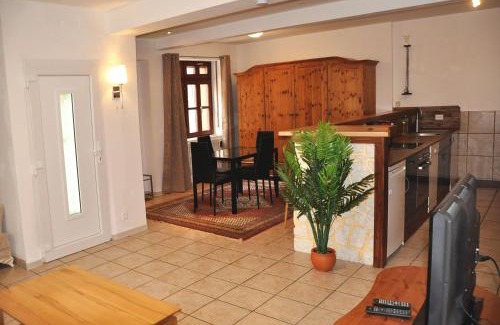 Kleinbreitenbach Apartment | Ferienwohnung Mörlenbach Altstadt