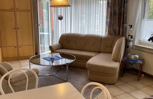 Esens Apartment | Ferienwohnung Möwennest