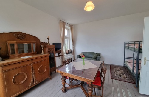 Kervenheim Condo | Ferienwohnung Maria - Mit Platz und Flair