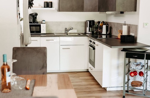 Moehnesee Apartment | Ferienwohnung mit 65qm, 1 Schlafzimmer, 1 Wohn-schlafzimmer, Max. 4 Personen