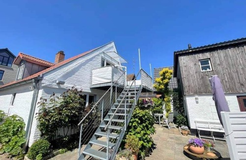 Maasholm Apartment | Ferienwohnung mit Eigenem Eingang und Terrasse im Historischen Fischerhaus