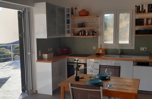 Kokkari Apartment | Ferienwohnung mit Fantastischem Ausblick Aufs Meer