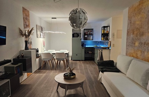 Zitzschewig Apartment | Ferienwohnung mit Weinbergblick Nähe Schloss Wackerbart