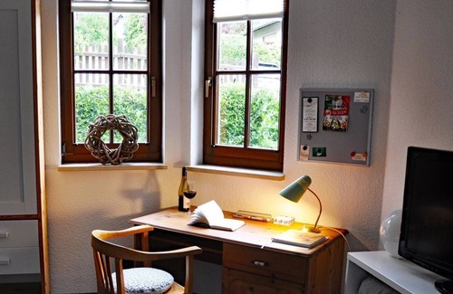 Kottenheim Apartment | Ferienwohnung Nöthen - Apartment/flat, shower or bath, WC