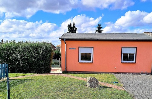 Neukalen Apartment | Ferienwohnung Neukalen am Kummerower See
