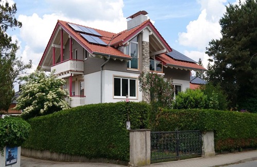 Bad Endorf Apartment | Ferienwohnung Nr. 5, 45 qm Erdgeschoss, 1 Separates Schlafzimmer