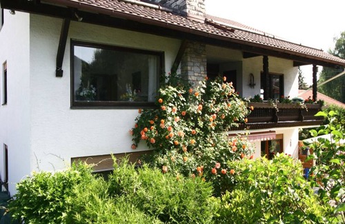 Bad Endorf Apartment | Ferienwohnung Nr. 5, 45 qm Erdgeschoss, 1 Separates Schlafzimmer