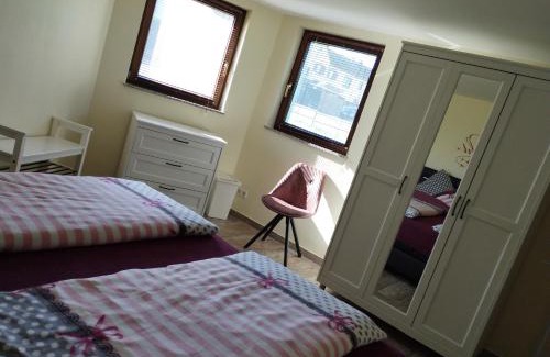 Hilbringen Apartment | Ferienwohnung Saarwiesen