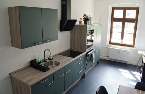 Goerlitz Apartment | Ferienwohnung Sonnenhof - Centre location - Modern