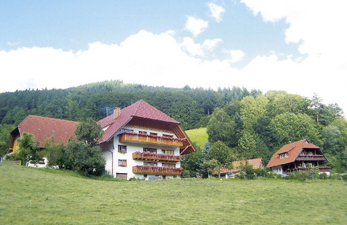 Muehlenbach Apartment | Ferienwohnung Storchennest mit 90qm, 3 Schlafräume für maximal 6 Personen