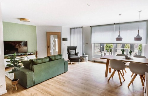 Alme Apartment | Ferienwohnung Waldfeeling