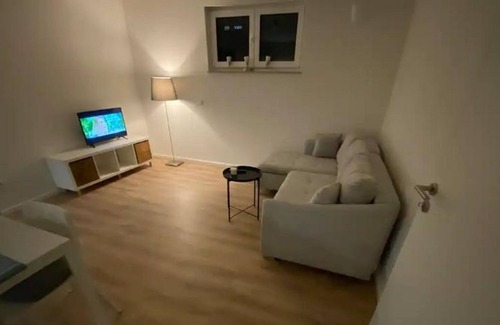 Dreikirchen Apartment | Ferienwohnung Westerwald-domizil - 2-bett Fewo, Dusche, WC, Plus Schlafsofa