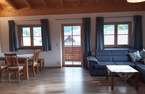 Schattwald Apartment | Ferienwohnung Zobl, Österreich