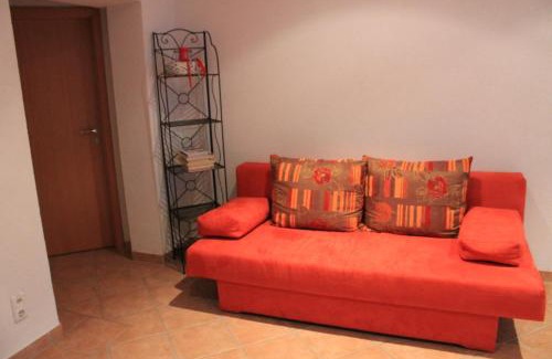 Donnersdorf Apartment | Ferienwohnung Zu den Weinbergen