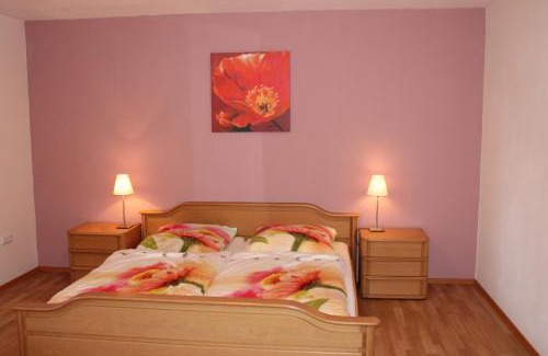 Donnersdorf Apartment | Ferienwohnung Zu den Weinbergen