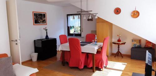 Runkel Apartment | Ferienwohnung-Zweiburgenblick