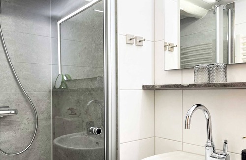 Dorgenhausen Apartment | Ferienzimmer Apfel - Ferienzimmer Elsterblick