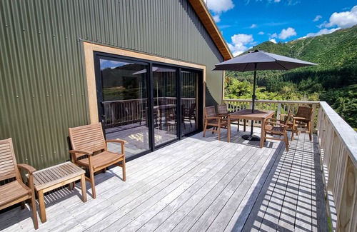 Tararua Forest Park House | Fern Valley Cabin - Native Bush Retreat in Otaki Gorge