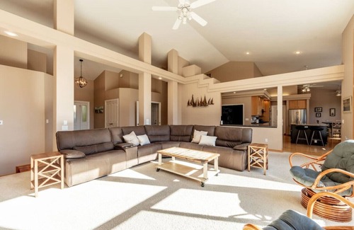 Coeur d'Alene Apartment | Fernan`s Finest Lake Views!