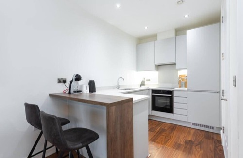 Dundrum Apartment | Fernbank by Dublin At Home