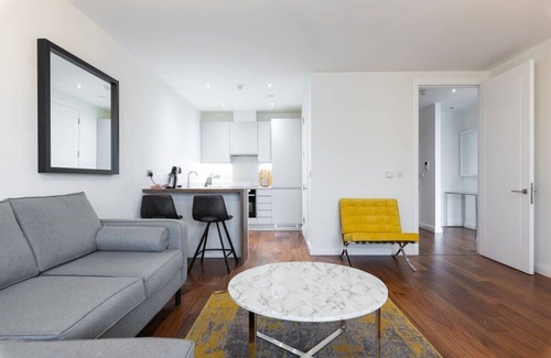 Dundrum Apartment | Fernbank One Summary: