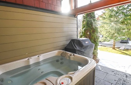 East Kootenay House | Fernie - Pinnacle Ridge Chalet 43-104