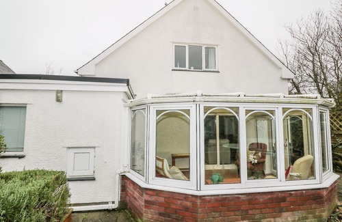 Edern Cottage | FERNLEA, pet friendly, country holiday cottage in Morfa Nefyn
