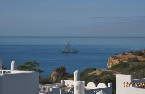 Lagoa Apartment | Ferragudo, dream location, apartment with sea views and plenty of space, 100 sqm terrace