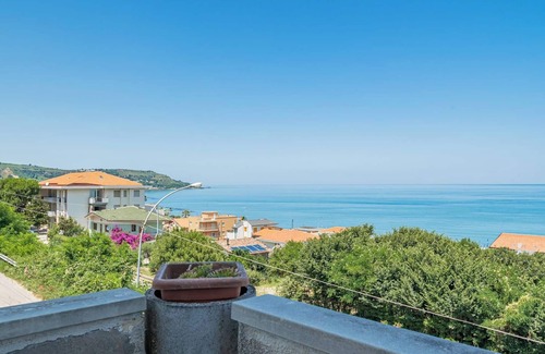 Fossacesia Marina Apartment | Ferrante - YourPlace Abruzzo