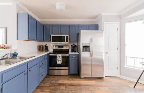 Paw Creek House | Few Mins to Ballantyne-Pet Friendly-1 Level Home-Private Plunge Pool in Backyard