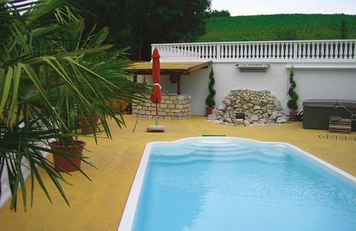 Bad Birnbach Apartment | Fewo 50 qm für 2 Personen mit beheiztem Aussenpool