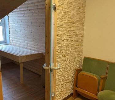 Biesnitz Apartment | FeWo am Fusse der Landeskrone mit Sauna 3OG