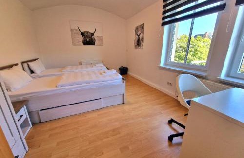 Chemnitz Apartment | FEWO "Anne" Großzügige Wohnung im Zentrum von Chemnitz