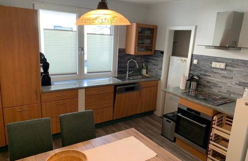 Ruedesheim am Rhein Apartment | 👉 Fewo Emma 👈 Ihre Ruhige & Zentral Gelegene Kernsanierte Ferienwohnung!