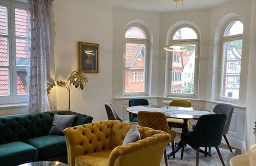 Muensingen Apartment | Fewo Grete 100qm, 3 Schlafräume, 2 Bäder, Dachterrasse, Max. 6 Personen