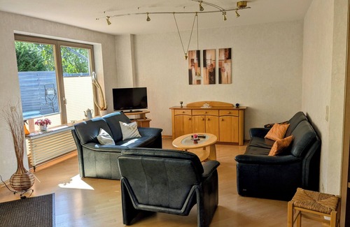 Melsungen Apartment | FeWo Herkulesblick - Quiet vacation apartment with lots of space, garden and terrace