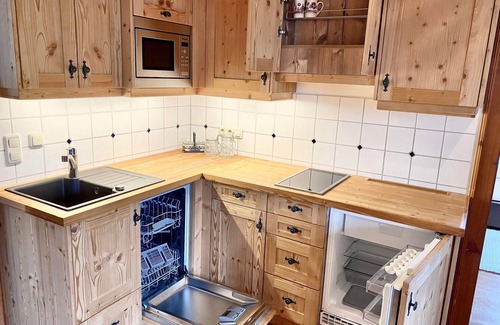 Michaelerberg Apartment | Fewo mit Küche für 4 Pax - Schloss Thannegg