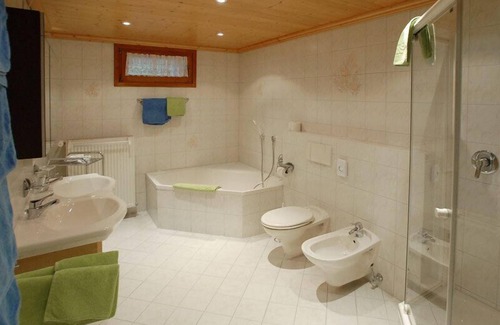 Engedey Apartment | Fewo Nr. 5 Friedrichsruh für 2-5 Pers., ca. 90 m², 3 Schlafzimmer, Wohnzimmer, Küche, Terrasse