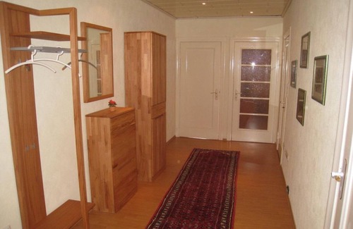 Eckwarden Apartment | Fewo Seestern, Dusche, WC, 2 Schlafräume - Ferienwohnungen Addicks